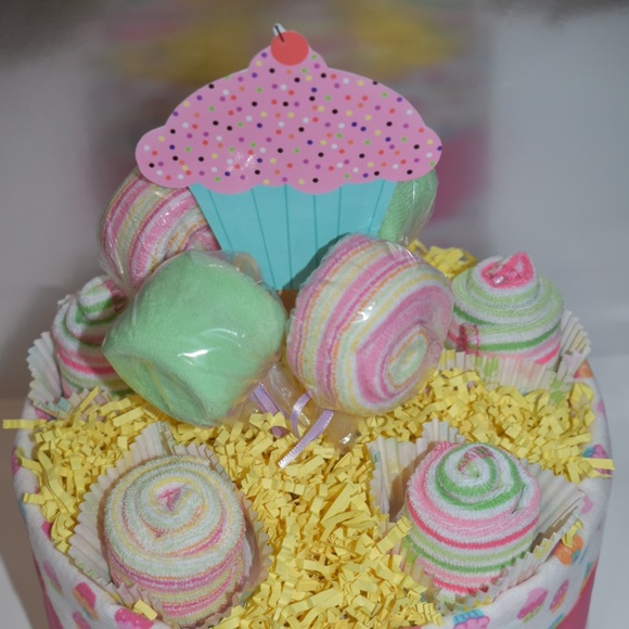 Cupcake Diaper Cake - Picture 2 of 3